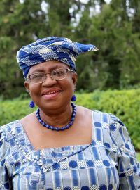 Bývalá nigerijská ministryně financí Ngozi Okonjová-Iwealová se stane první ženou v čele Světové obchodní organizace