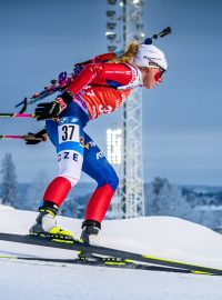 Biatlonistka Markéta Davidová během stíhacího závodu Světového poháru v Östersundu