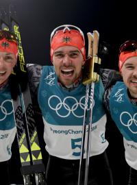 Němečtí sdruženáři Eric Frenzel, Johannes Rydzek a Fabian Riessle.