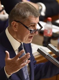 Premiér Andrej Babiš při projevu před poslanci