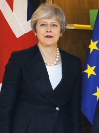 Theresa Mayová se den před druhým hlasováním o brexitu setkala s Jeanem-Claudem Junckerem.