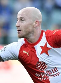 Miroslav Stoch slaví gól do sítě Dukly