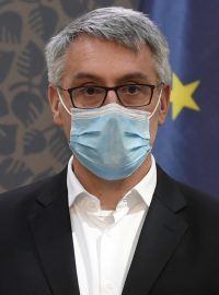 Lubomír Metnar, ministr obrany.