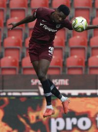 Benjamin Tetteh během zápasu proti Slavii.