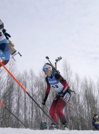 Jessica Jislová a Karoline Offigstad Knottenová během závodu Světového poháru v Otepää.