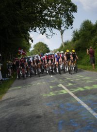 Cyklisté při třetí etapě Tour de France