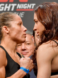 Nová mluvčí vlády, show UFC i poslanec SPD