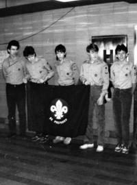 Betlémské světlo se k nám poprvé dostalo v prosinci roku 1989, nedlouho poté, co byl skauting u nás potřetí obnoven po mnohaletém zákazu komunistickým režimem