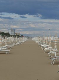 pláž v italském přímořském letovisku Bibione