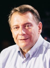 Expremiér za ČSSD Jiří Paroubek kandiduje do Senátu s podporou ostravských sociálních demokratů