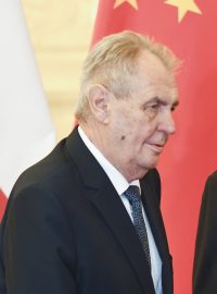 Prezident Miloš Zeman s jeho čínským protějškem Si Ťin-pchingem letos v dubnu