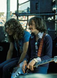 Led Zeppelin - Robert Plant, John Paul Jones a Bill Graham na snímku z roku 1973.