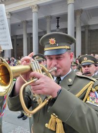 Zájemcům o členství ve vojenské hudbě nestačí nadšení – musí mít za sebou minimálně šest let na hudební konzervatoři