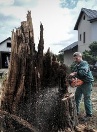 Nejvíce vítr ničil v Hraběticích střechy nebo ploty či vyvracel stromy