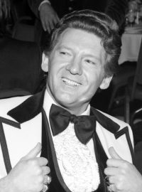 Jerry Lee Lewis