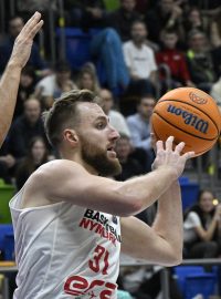 Basketbalista Nymburka Martin Kříž