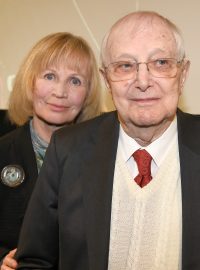 Jiří Suchý a Jitka Molavcová