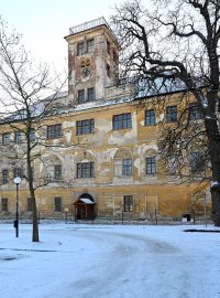 Aukce zámku a přilehlého parku v pražských Kunraticích proběhla v lednu letošního roku