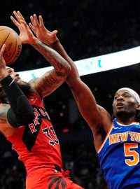 Federální soud v New Yorku se odmítl zabývat žalobou, kterou loni v srpnu podali New York Knicks na svého rivala z Atlantické divize basketbalové NBA Toronto Raptors kvůli údajnému úniku důvěrných informací