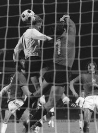 Ivo Viktor v brance Československé reprezentace na evropském šampionátu v roce 1976