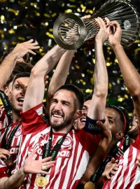 Olympiakos Pireus slaví ve finále Evropské konferenční ligy