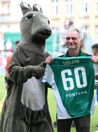 Ivan Trojan se netají tím, že je hrdým fanouškem pražského fotbalového klubu Bohemians