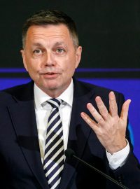 Guvernér Národní banky Slovenska Peter Kažimír na tiskové konferenci