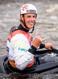 Jakub Krejčí na mistrovství Evropy slaví triumf v kajak krosu