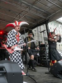 Koncert kapely Kašpárek v rohlíku při příležitosti osmdesátému výročí konce druhé světové války