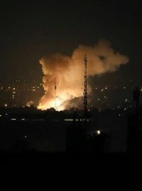 Nočním Teheránem zazněly exploze