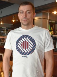 „Snažíme se restauraci udržet česko-slovenskou,“ říká Richard, majitel hospody Pifko.