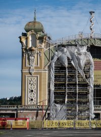 Novinářská prohlídka průběhu rekonstrukce Průmyslového paláce