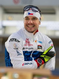 Michal Krčmář byl na večerním tréninku štafety v dobré náladě