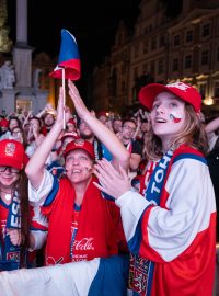 Fanoušci na Staroměstském náměstí v Praze fandili hokejistům v souboji o zlato