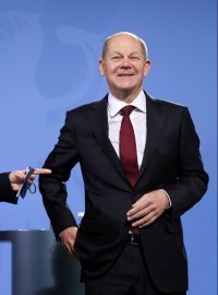 Olaf Scholz převzal štafetu po Angele Merkelové a stal se novým německým kancléřem