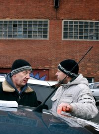 Jízdu proti Uberu chtějí taxikáři v pátek zopakovat.