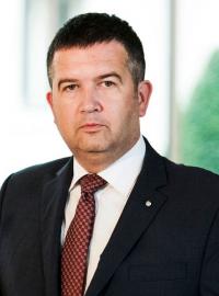 Ministr vnitra Jan Hamáček a místopředseda sněmovny Tomio Okamura