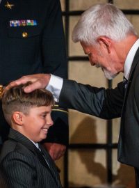 Ocenění dostal i žák čtvrtého ročníku základní školy Šimon MalÝ, a to za hrdinství při záchraně lidského života