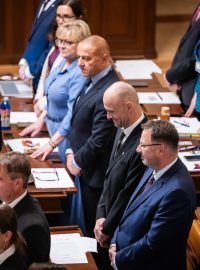 Ve středu se volil předseda a místopředsedové Sněmovny. V čele dolní komory stane šéf SPD Tomio Okamura, zvolit se podařilo dva ze čtyř místopředsedů