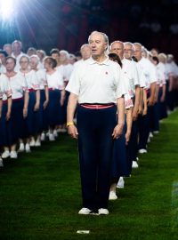 Velmi působivá byla skladba Jdi za štěstím v podání seniorů