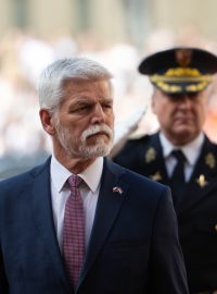 Prezident Petr Pavel s manželkou Evou přivítali při slavnostním ceremoniálu na Pražském hradě nizozemský královský pár, krále Willema-Alexandera a královnu Máximu